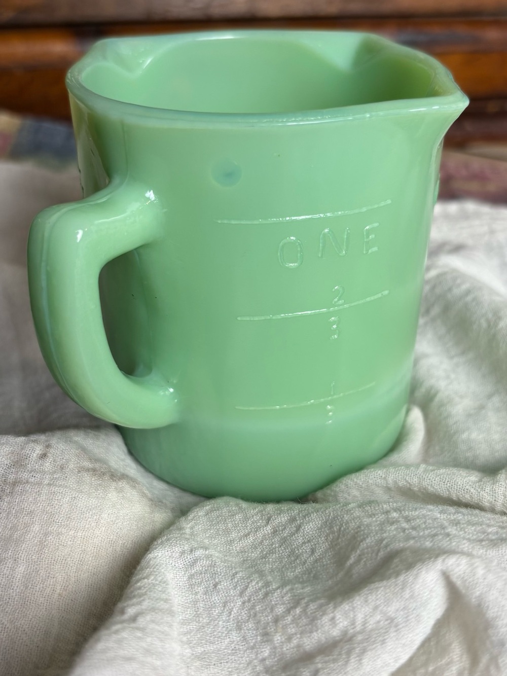 Vintage Jadedite 1cup measuring cup - Picture 2 of 3